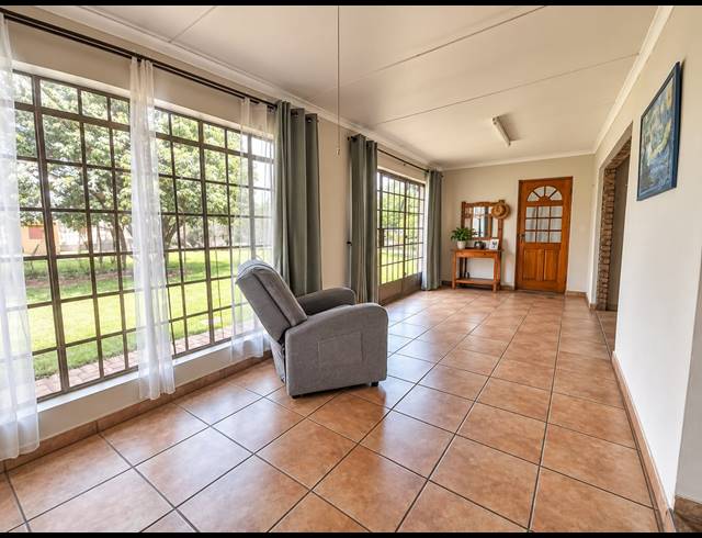 4 BEDROOM HOUSE FOR SALE IN KOOKRUS